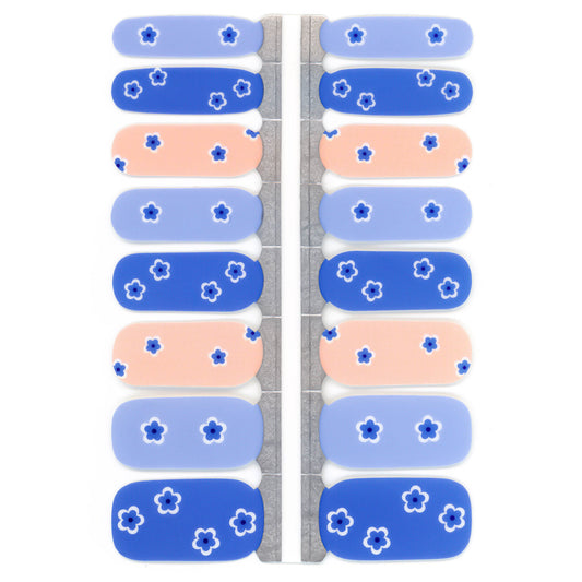 Light Blue Daisy Nail Wraps